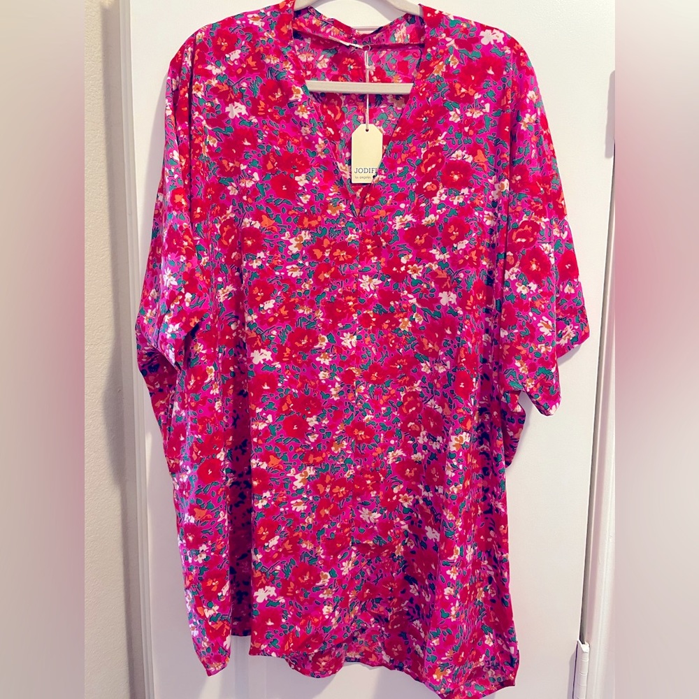 NWT Jodifl Colorful Flowy Blouse